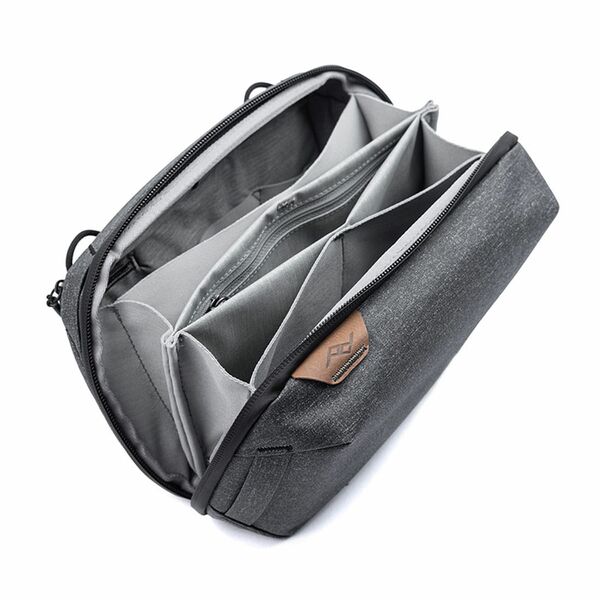 Peak Design Tech Pouch - Organizer-Tasche für Smartphones, Kabel etc.  dunkelgrau