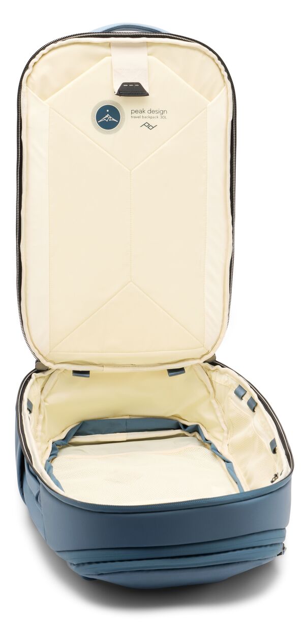 Peak Design Travel Backpack  ocean 30L