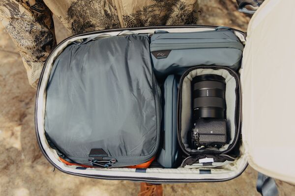 Peak Design Travel Backpack  Ocean 45L
