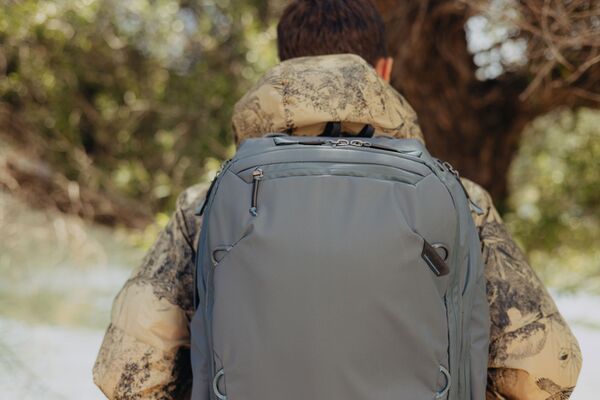 Peak Design Travel Backpack  Ocean 45L