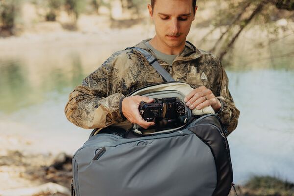 Peak Design Travel Backpack  Ocean 45L