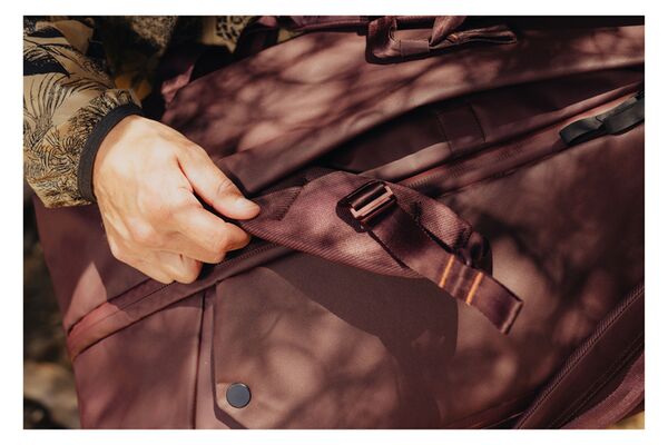 Peak Design Travel Duffelpack Bag mit Rucksackgurten  Eclipse 65L