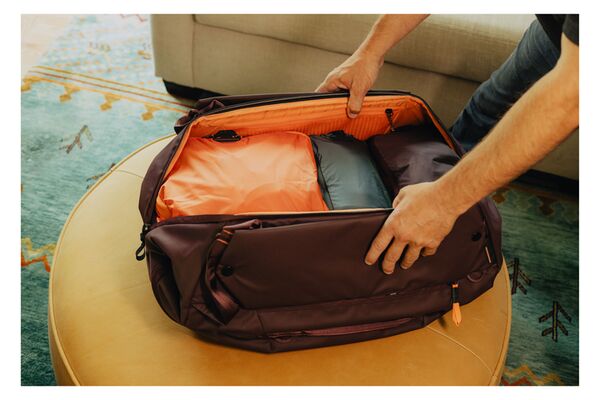 Peak Design Travel Duffelpack Bag mit Rucksackgurten  Eclipse 65L