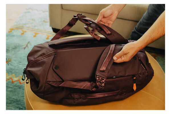 Peak Design Travel Duffelpack Bag mit Rucksackgurten  Eclipse 65L