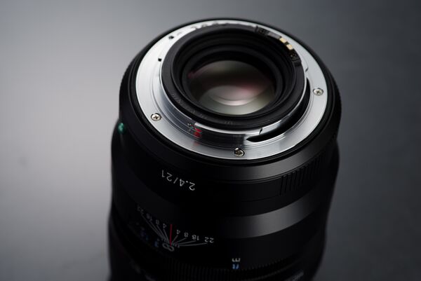 Pentax D FA 21mm f/2.4 ED Limited DC WR HD  schwarz Pentax K Vollformat