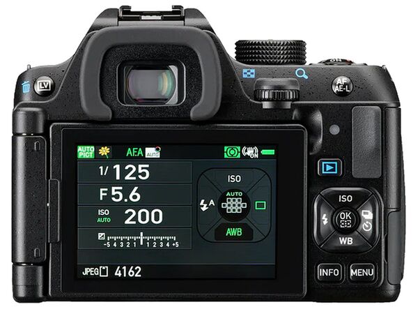 Pentax KF + 18 -55mm  WR 