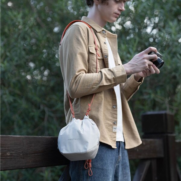 PGYTECH OneGo Drawstring Bag  Ivory