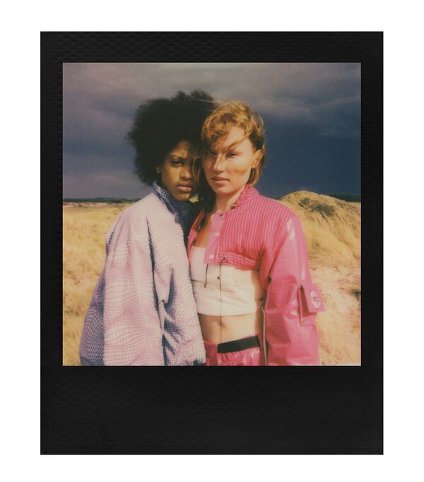 Polaroid Color Go Film  Black Frame 2x8 Aufnahmen