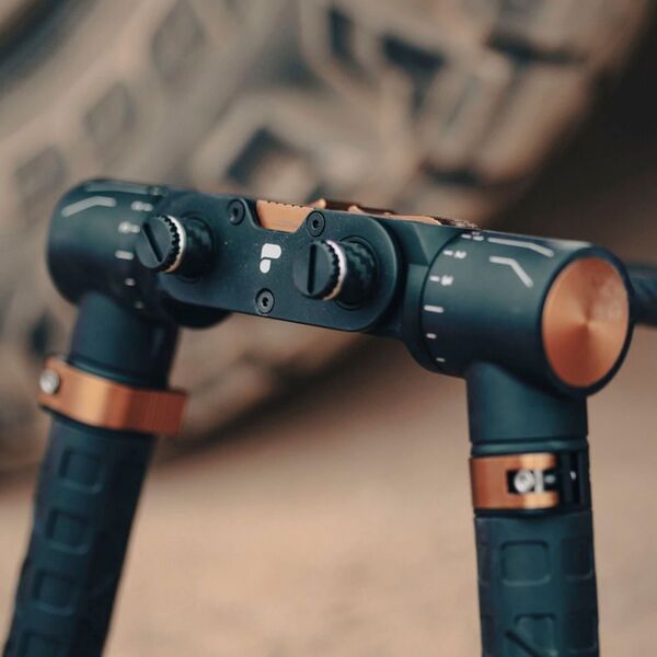 POLARPRO Pivot - Shoulder Rig 