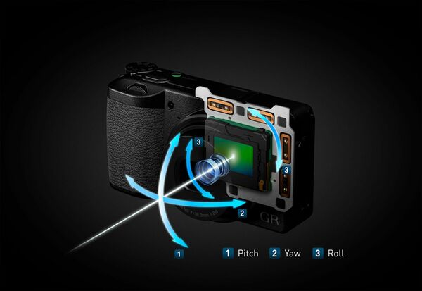 Ricoh GR III Street Edition + Akku DB 110 + Tasche GC-9 