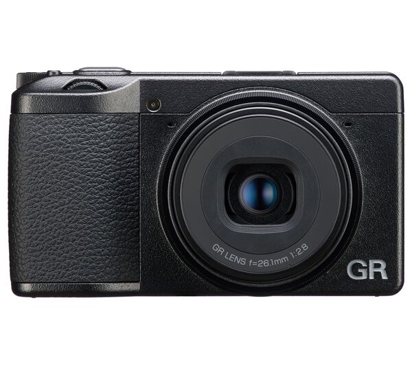Ricoh GR IIIx HDF + Blitz GF-2 WW 