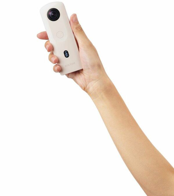 Ricoh Theta SC2  weiß