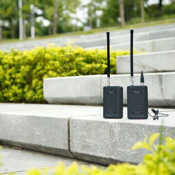 Saramonic Wireless Microphone System WM4C 