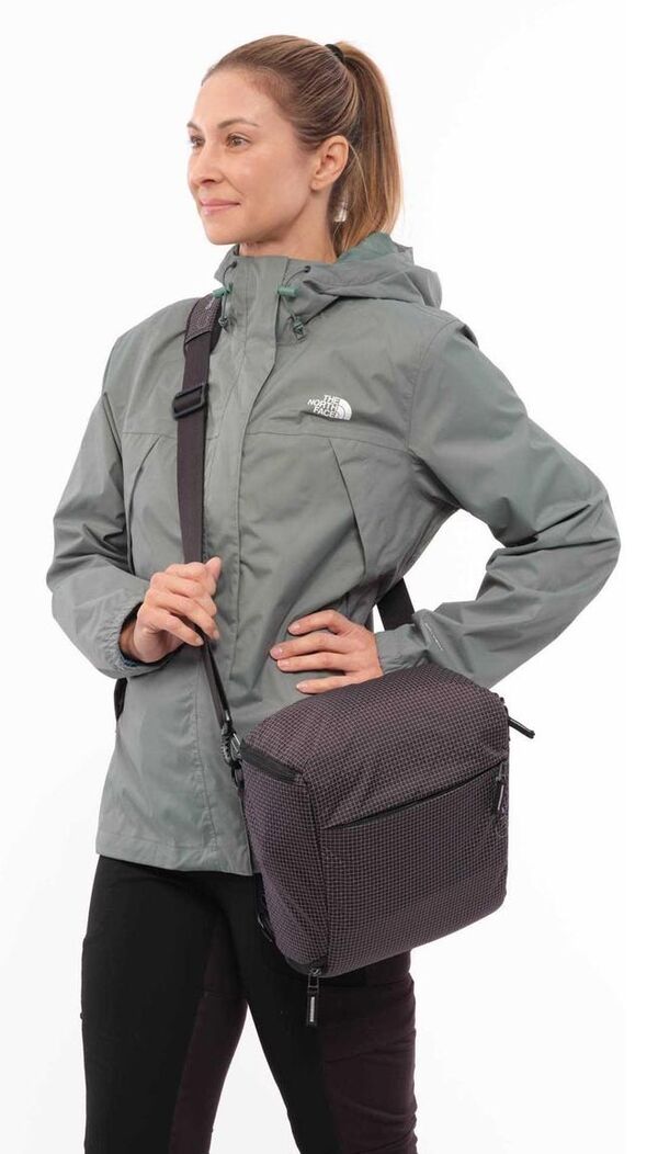 Shimoda Top Loader Medium  Schwarz / Weiß