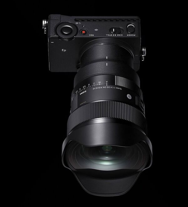 Sigma 15mm f/1.4 DG DN Diagonal Fisheye ART  Sony FE-Mount