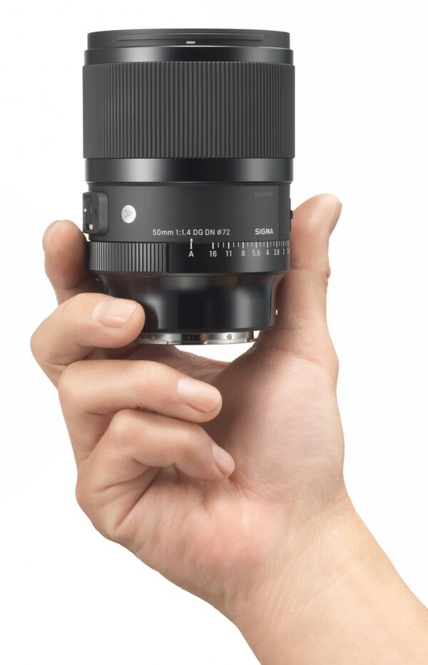 Sigma 50mm f/1.4 DG DN ART   Sony FE-Mount