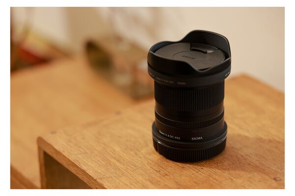 Sigma AF 12mm f/1.4 DC Contemporary  Canon RF-S