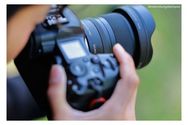 Sigma AF 12mm f/1.4 DC Contemporary  Canon RF-S