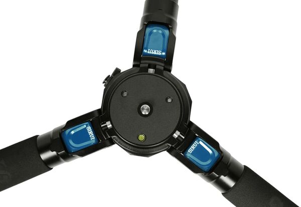 Sirui 2in1 Dreibeinstativ AR-3204 Explorer mit 15°Nivelierbasis  150 cm Carbon