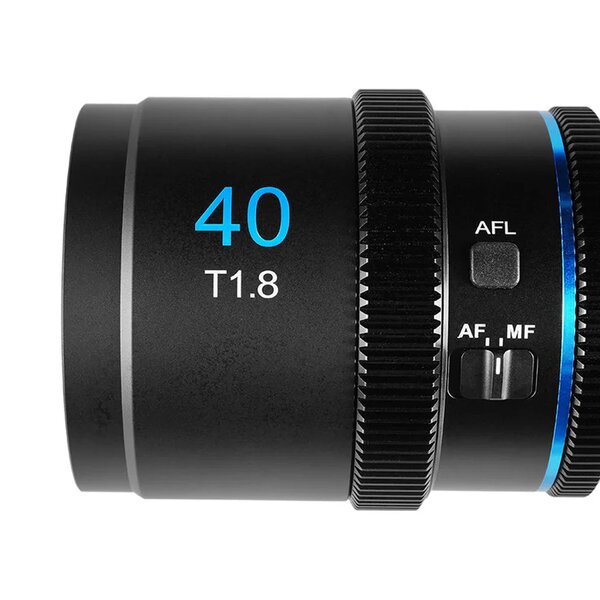 Sirui AF 40mm T1.8 1.33X Anamorphes Objektiv  Neutral Flare L-Mount