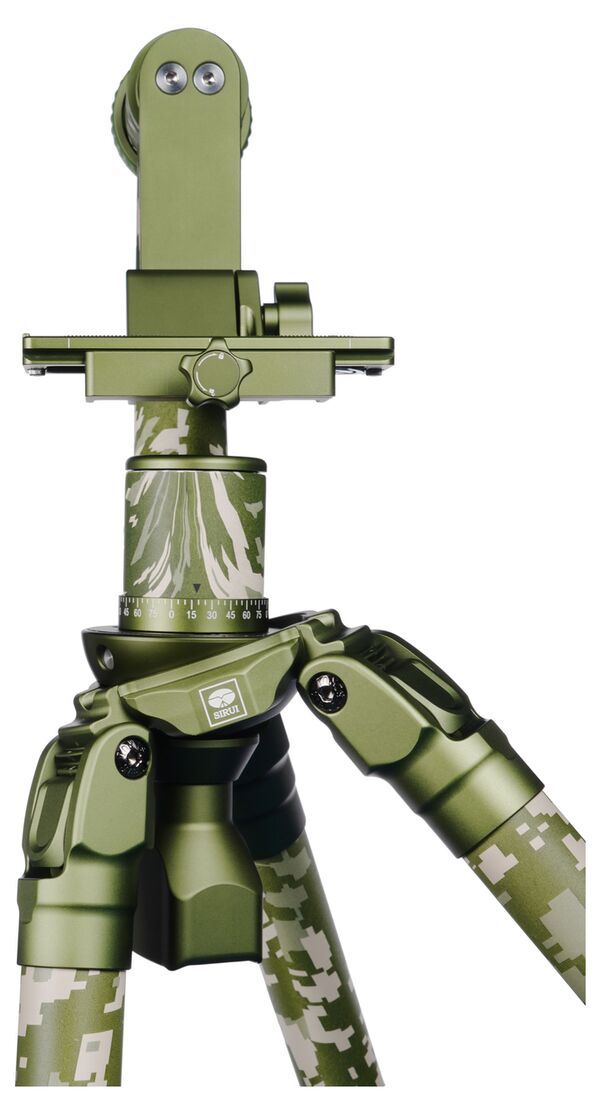 Sirui CT-3204 2in1 Dreibeinstativ Carbon mit 15°Nivelierbasis und Gimbalkopf CH20 Camouflage 