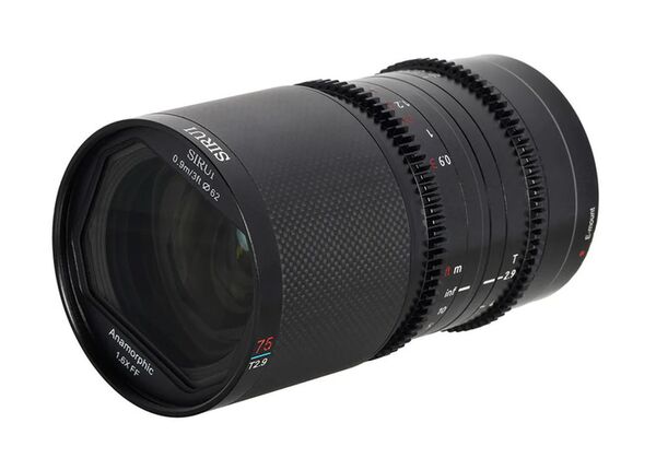 Sirui Saturn 75mm T2.9 1.6x Carbon Vollformat anamorphes Objektiv   Sony FE-Mount Neutral Flare