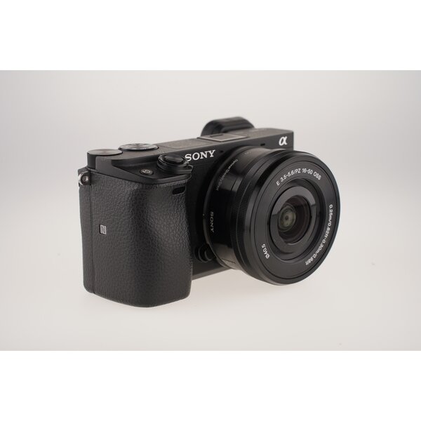 Sony 6400 (ILCE-6400) + SEL 16-50mm PZ OSS - Second Hand - 