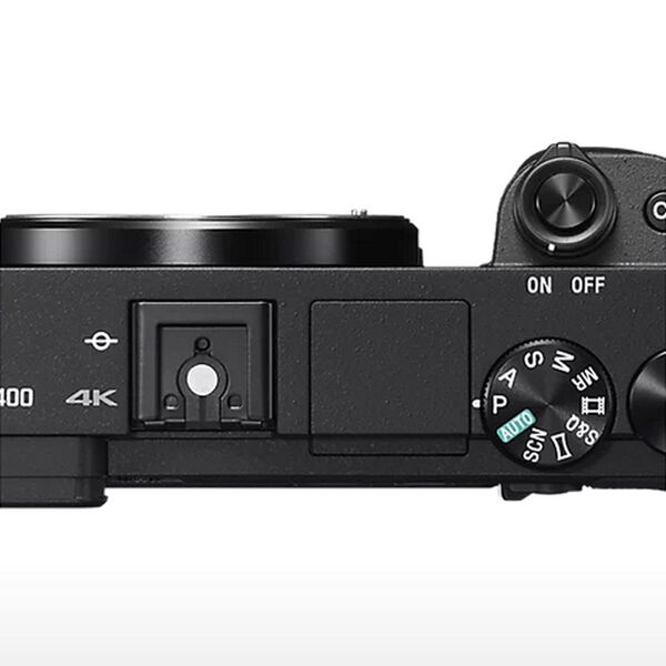 Sony Alpha 6400a (ILCE-6400A) + SEL 18-135mm OSS 