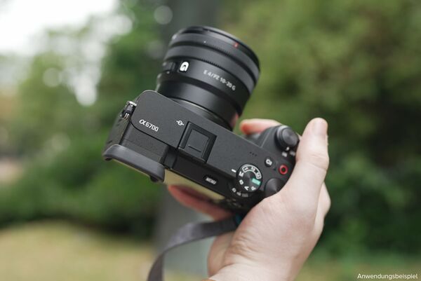 Sony Alpha 6700 (ILCE-6700) + 16-50mm f/3,5-5,6 PZ OSS 