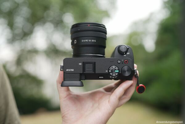 Sony Alpha 6700 (ILCE-6700) + SEL 18-135mm 