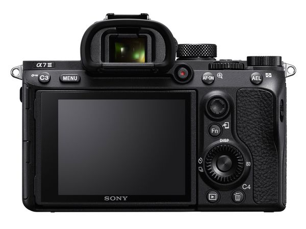 Sony Alpha 7 III (ILCE-7M3) + SEL 28-70mm OSS FE  schwarz
