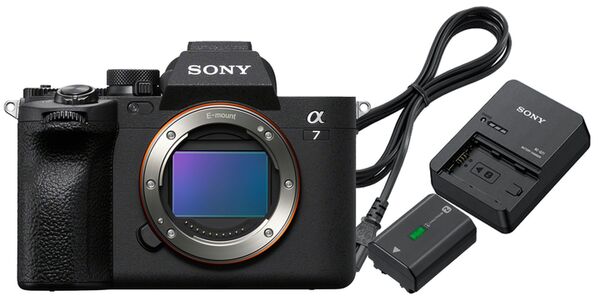 Sony Alpha 7 IV (ILCE-7M4) inkl. BC-QZ1 Schnell-Ladegerät + 2ter Akku NP-FZ 100 