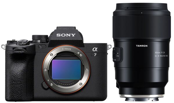 Sony Alpha 7 IV (ILCE-7M4) + Tamron 90mm f/2.8 Di III MACRO VXD 