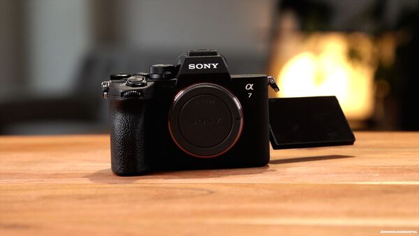 Sony Alpha 7 IV (ILCE7M4) + SEL FE 4,0/24-105mm G OSS 