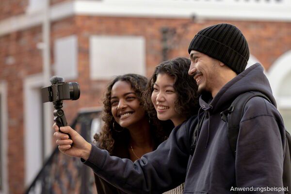 Sony SEL 11mm f/1.8  Sony E-Mount