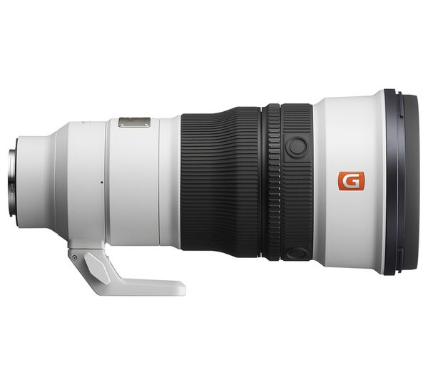 Sony SEL 300mm f/2.8 GM OSS  Sony  FE-Mount