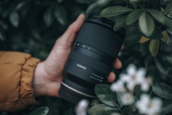 Tamron 17-70mm f/2.8 Di III-A VC RXD  Sony E-Mount