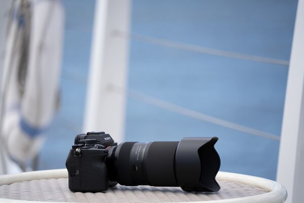 Tamron 50-300mm f/4.5-6.3 Di III VC VXD  Sony FE-Mount