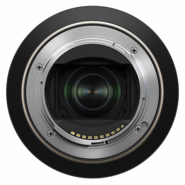 Tamron 70-300mm f/4.5-6.3 Di III RXD  Sony FE-Mount