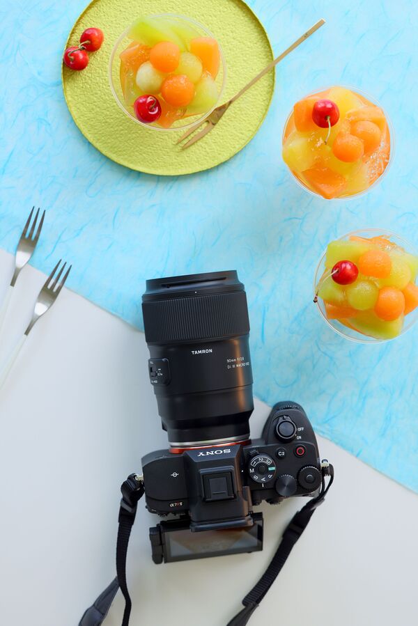 Tamron 90mm f/2.8 Di III MACRO VXD   Sony FE-Mount