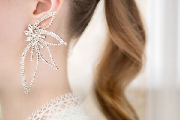 Tamron 90mm f/2.8 Di III MACRO VXD   Sony FE-Mount