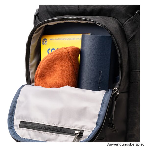 Think Tank DarkLight Backpack 14L  schwarz