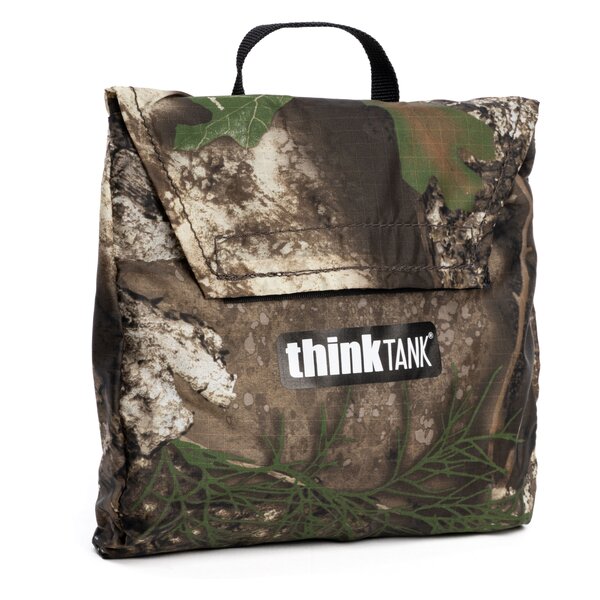 Think Tank Emergency Rain Cover RealTree APX  L