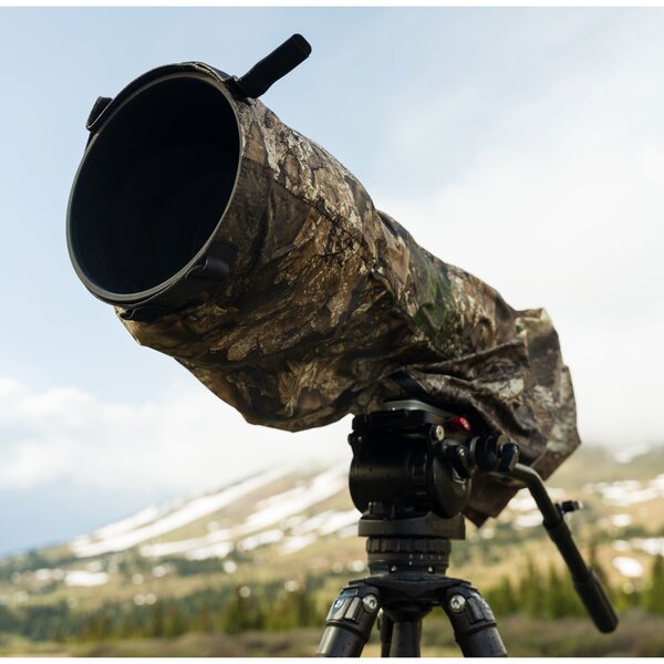 Think Tank Emergency Rain Cover RealTree APX  L