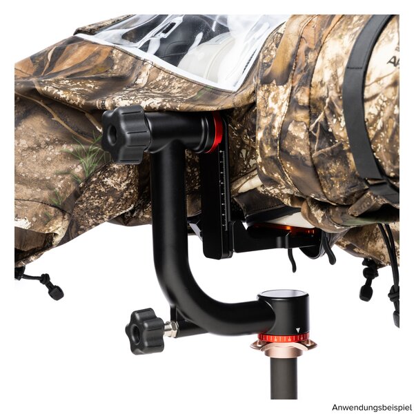 Think Tank Hydrophobia V3 RealTree APX  DM 300-600