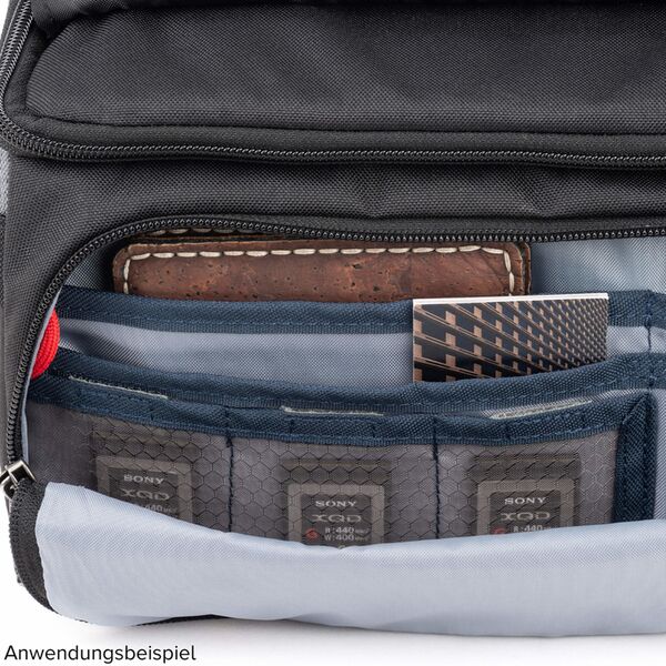 Think Tank Mirrorless Mover 25  Cool Grey