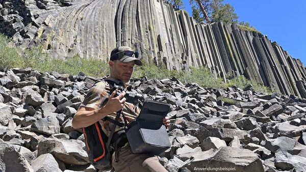 Think Tank Stash Master  L