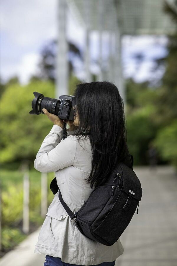 Think Tank Urban  Access sling 8