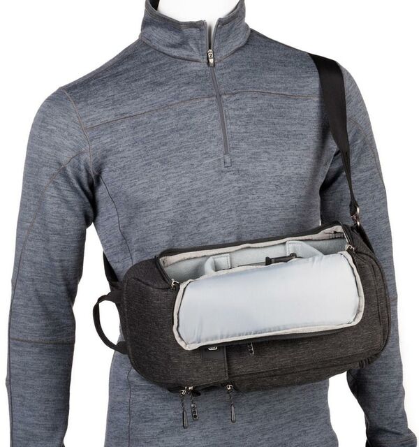 Think Tank Urban  Access sling 8