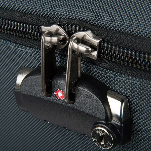 Think Tank Video  Rig 18